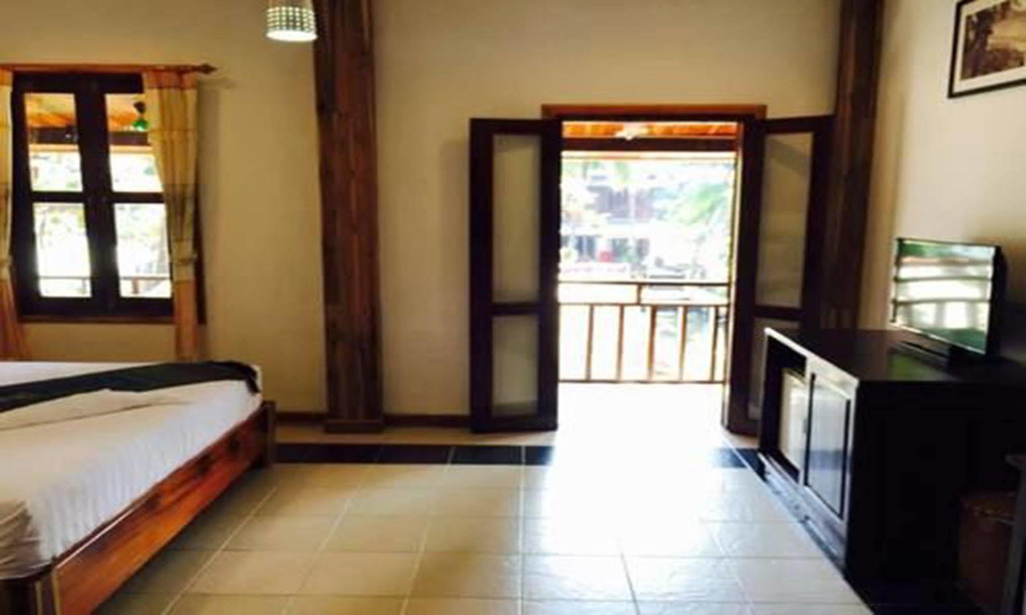 Luang Prabang Oasis Hotel Zewnętrze zdjęcie